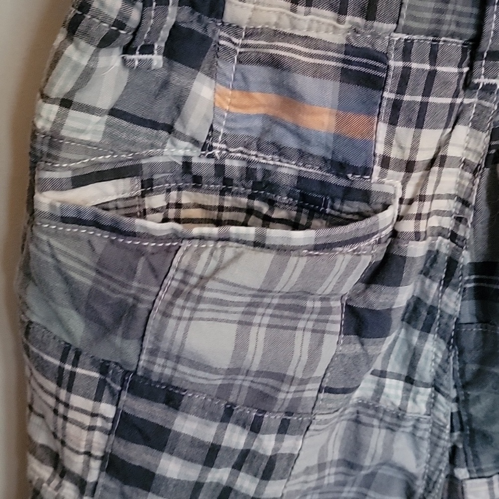 Gap Kids, boys plaid shorts, size 8. Blue, green, orange and white. - Picture 3 of 8